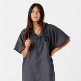 Daybreak Quick Dry Poncho - Heather Black