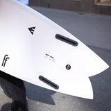 Vågsurfingbräda Hypto Krypto Twin 5´8 - White